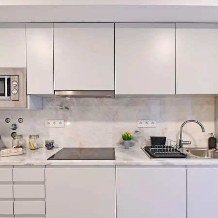 Travessa House C2 Center - By Guest Apartment *