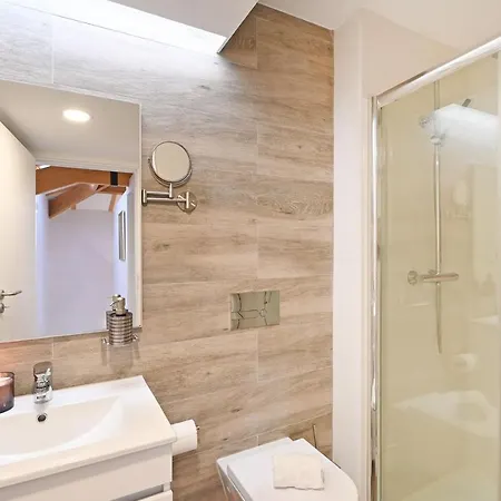 Travessa House C2 Center - By Guest Oporto