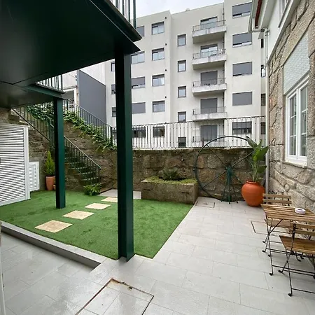 Travessa House C2 Center - By Guest Apartment *